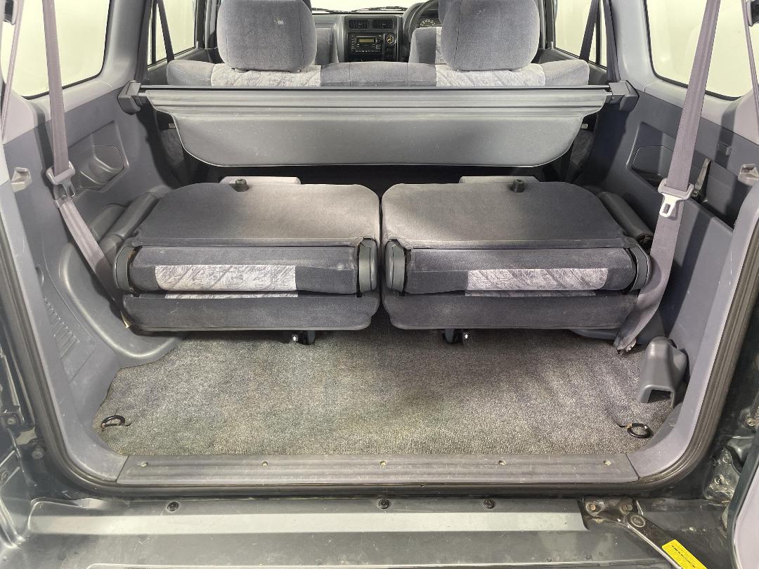 Photo '14' of Toyota Landcruiser Prado