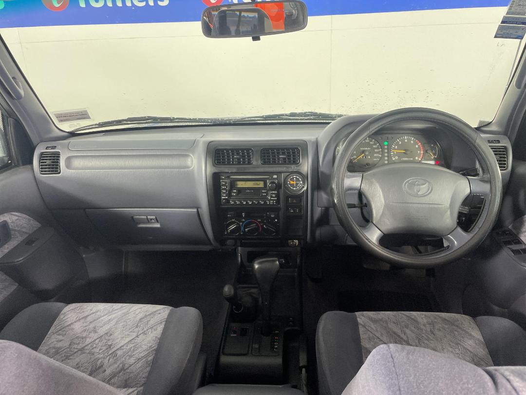 Photo '17' of Toyota Landcruiser Prado