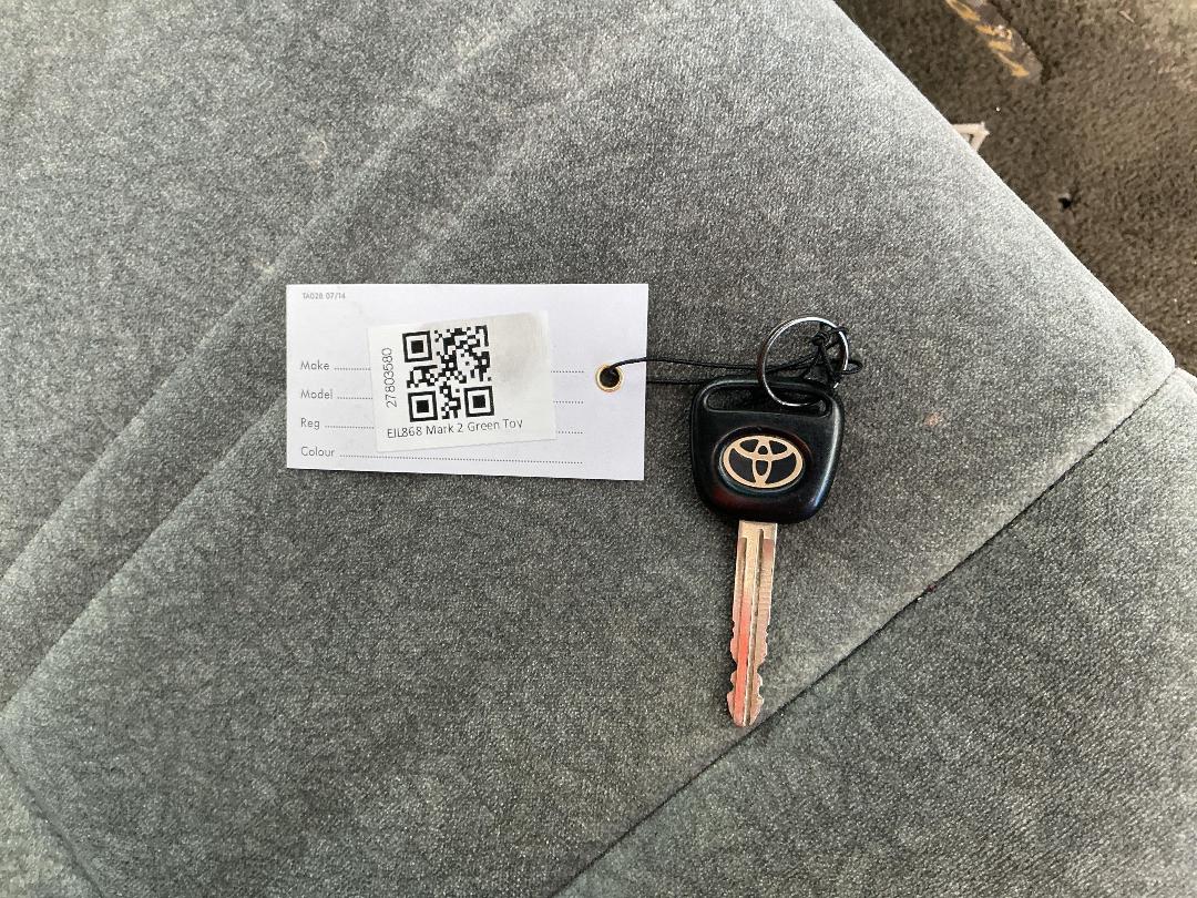 Photo '22' of Toyota Mark 2 Qaulis Photo '22' of Toyota Mark 2 Qaulis