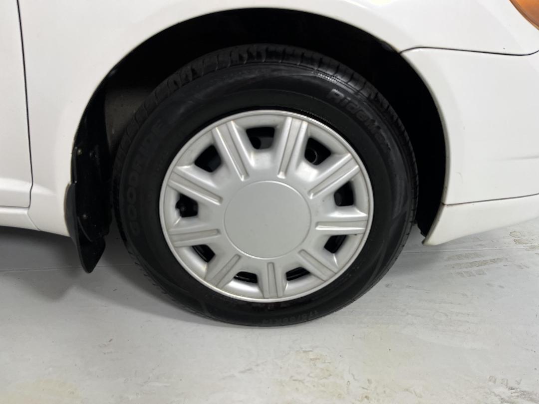 Photo '9' of Toyota Platz Photo '9' of Toyota Platz