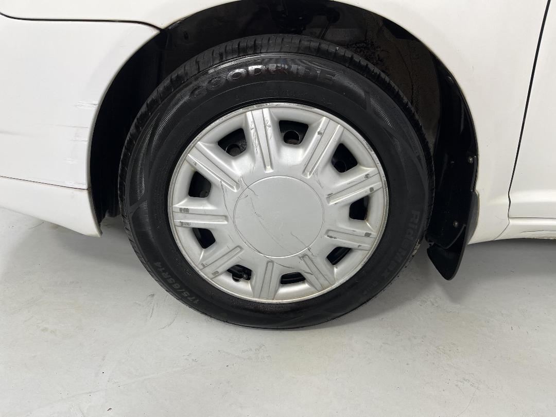 Photo '10' of Toyota Platz Photo '10' of Toyota Platz