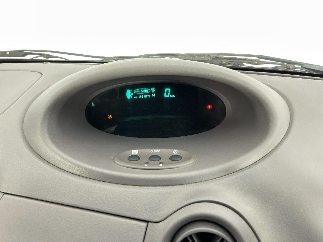 Photo '21' of Toyota Platz Photo '21' of Toyota Platz