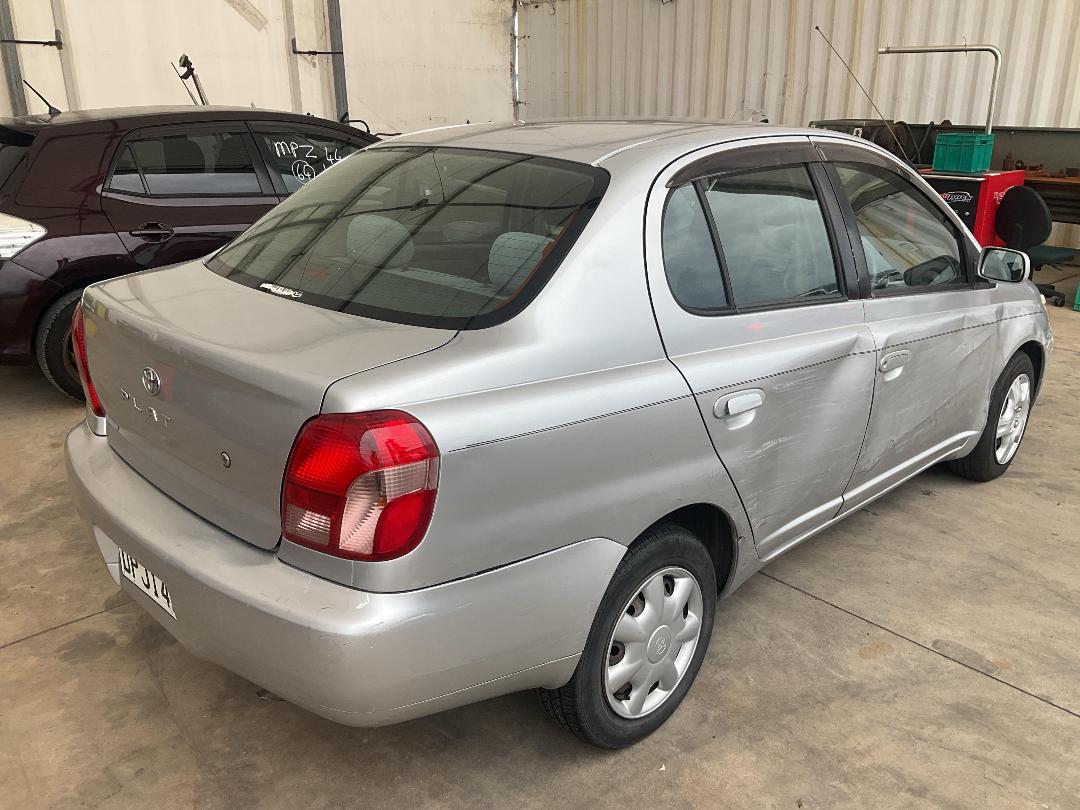 Photo '6' of Toyota Platz