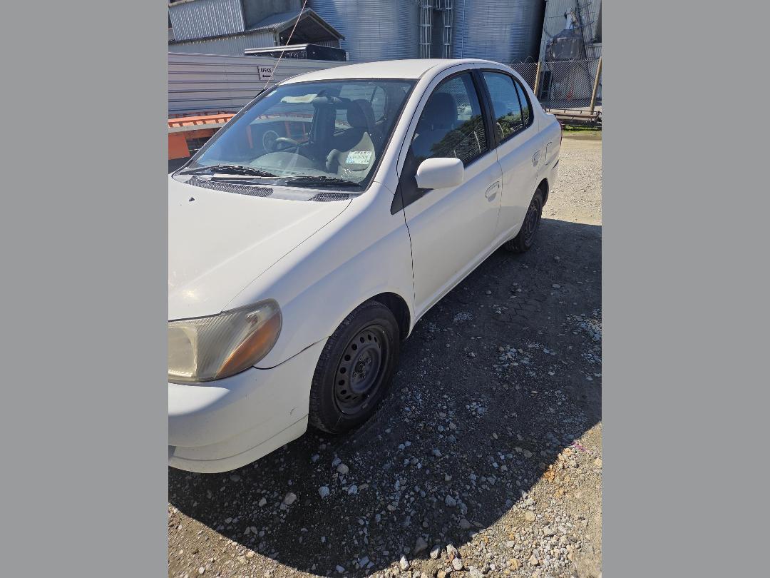 Photo '4' of Toyota Platz Photo '4' of Toyota Platz