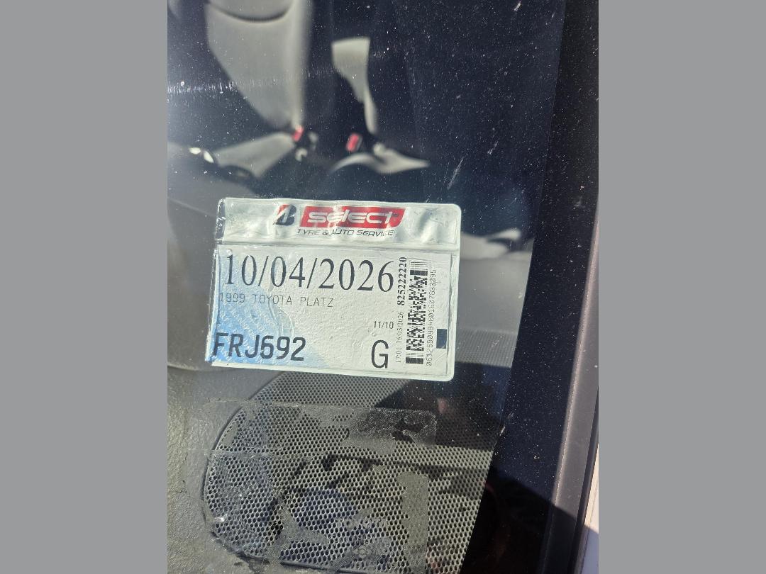 Photo '5' of Toyota Platz Photo '5' of Toyota Platz