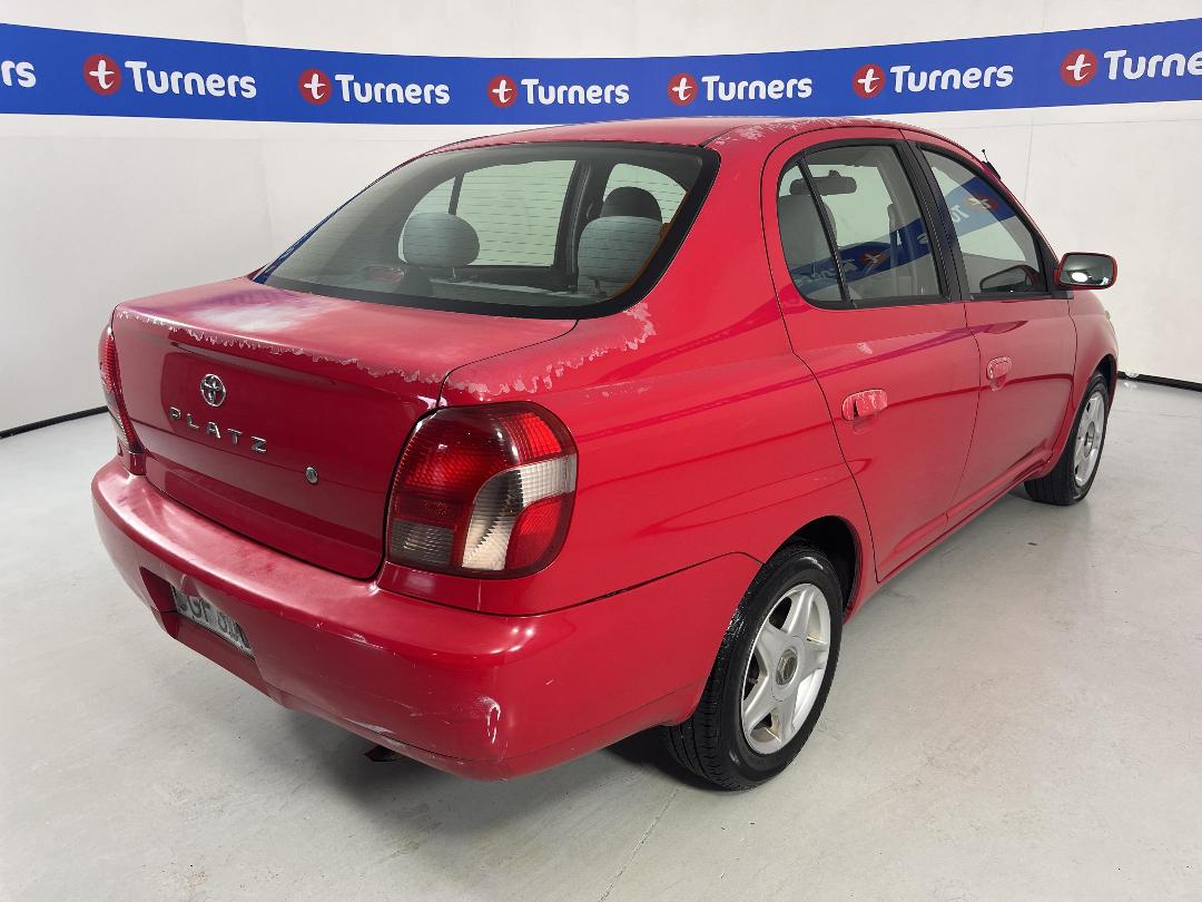 Photo '7' of Toyota Platz