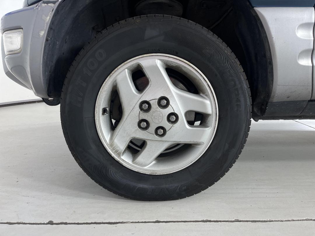 Photo '8' of Toyota Rav4 L Photo '8' of Toyota Rav4 L