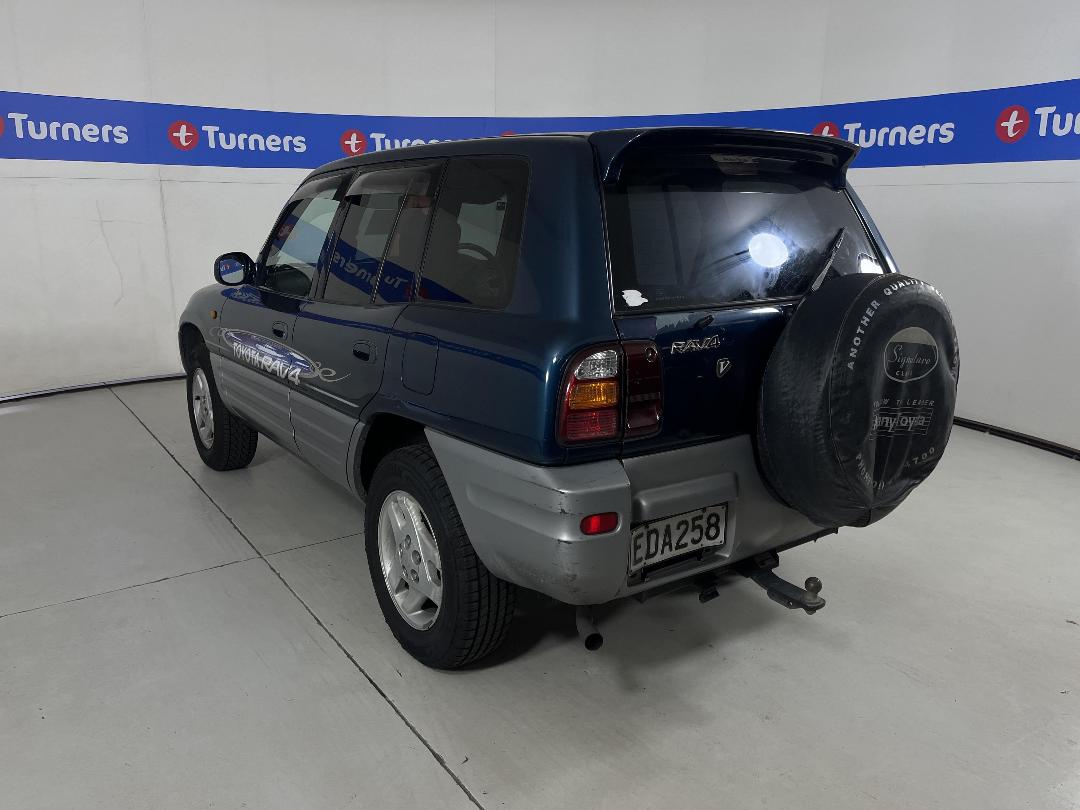 Photo '4' of Toyota Rav4 L Photo '4' of Toyota Rav4 L