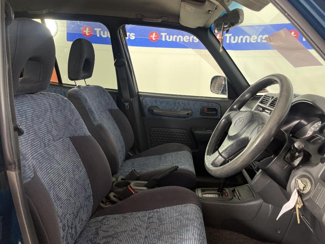 Photo '14' of Toyota Rav4 L Photo '14' of Toyota Rav4 L