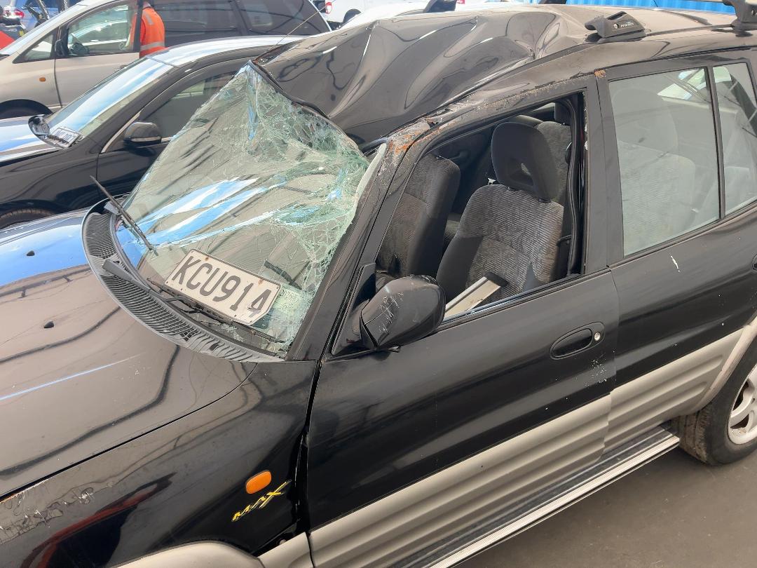 Photo '8' of Toyota Rav4