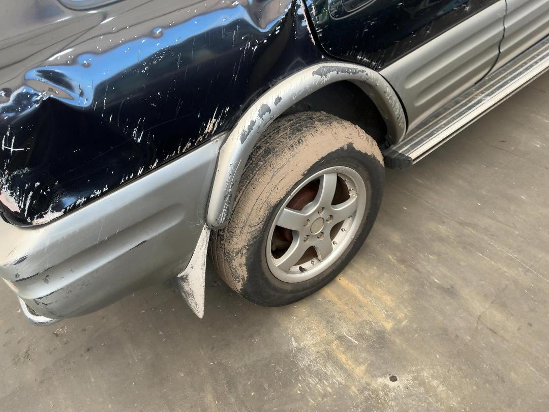 Photo '14' of Toyota Rav4