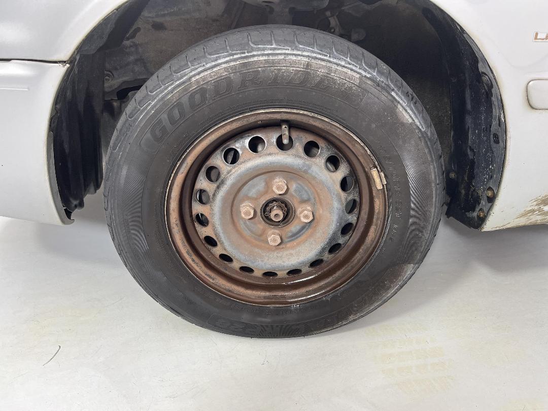 Photo '10' of Toyota Sprinter Photo '10' of Toyota Sprinter