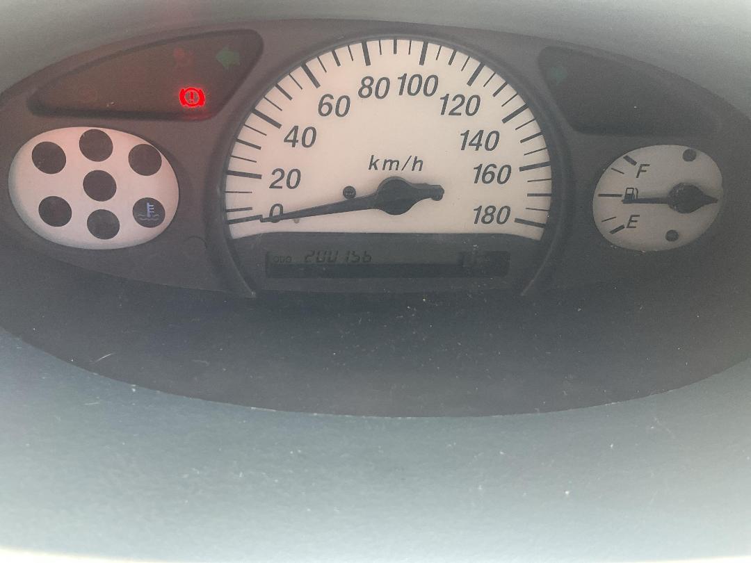 Photo '8' of Toyota Vitz Photo '8' of Toyota Vitz