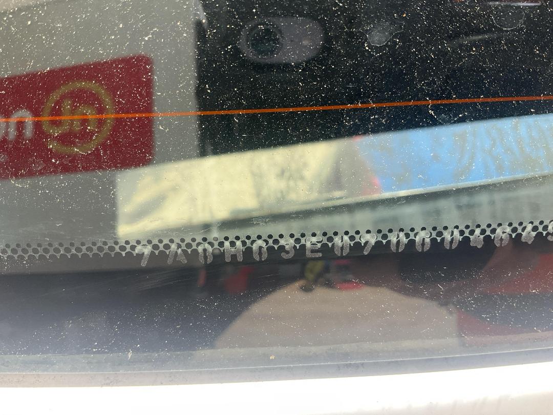 Photo '10' of Toyota Vitz Photo '10' of Toyota Vitz