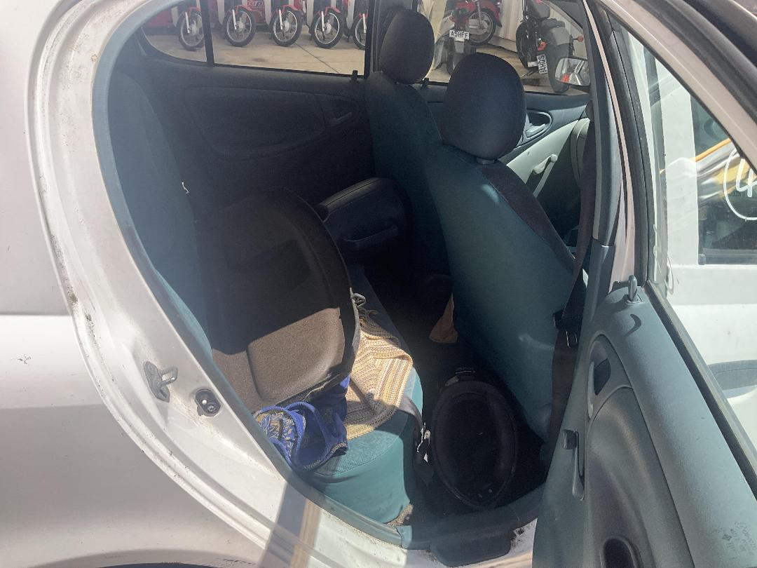 Photo '13' of Toyota Vitz Photo '13' of Toyota Vitz