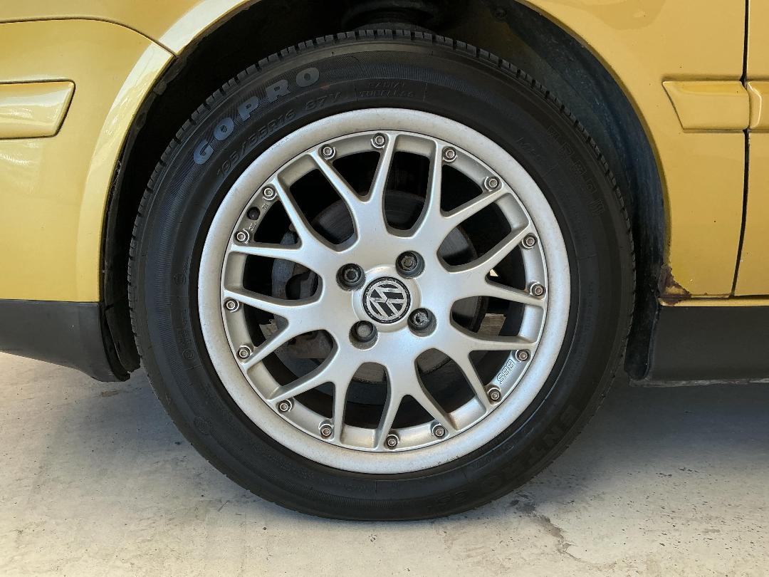 Photo '10' of Volkswagen Golf Photo '10' of Volkswagen Golf