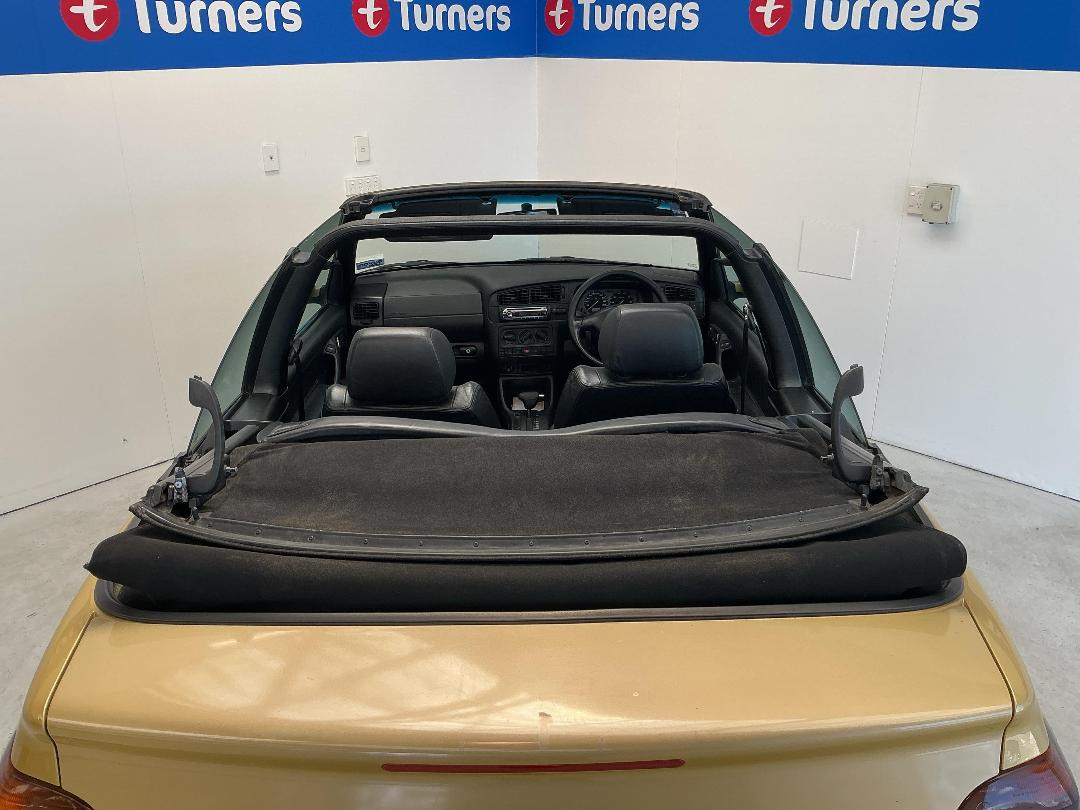 Photo '23' of Volkswagen Golf Photo '23' of Volkswagen Golf