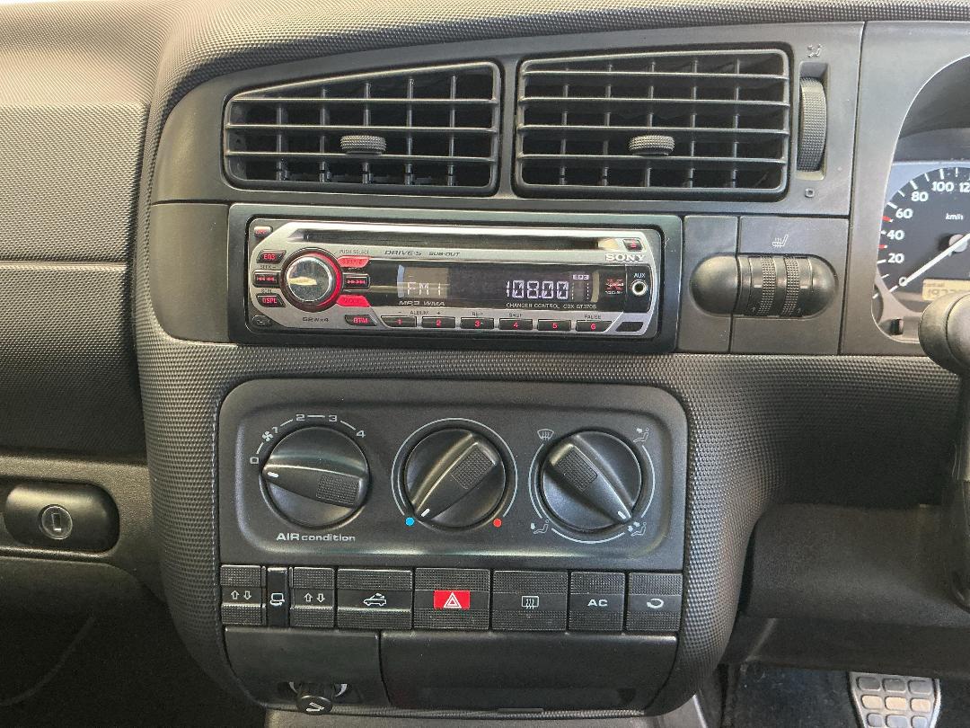 Photo '18' of Volkswagen Golf Photo '18' of Volkswagen Golf