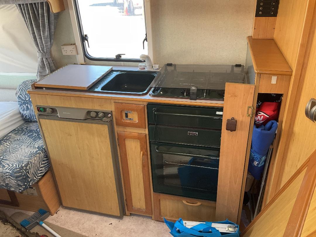 Photo '15' of Abi Manhattan Caravan - Single