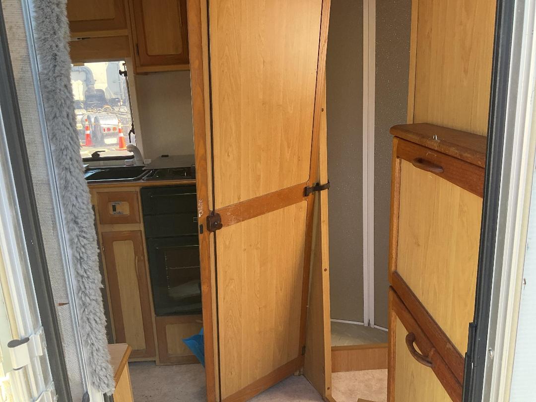 Photo '13' of Abi Manhattan Caravan - Single