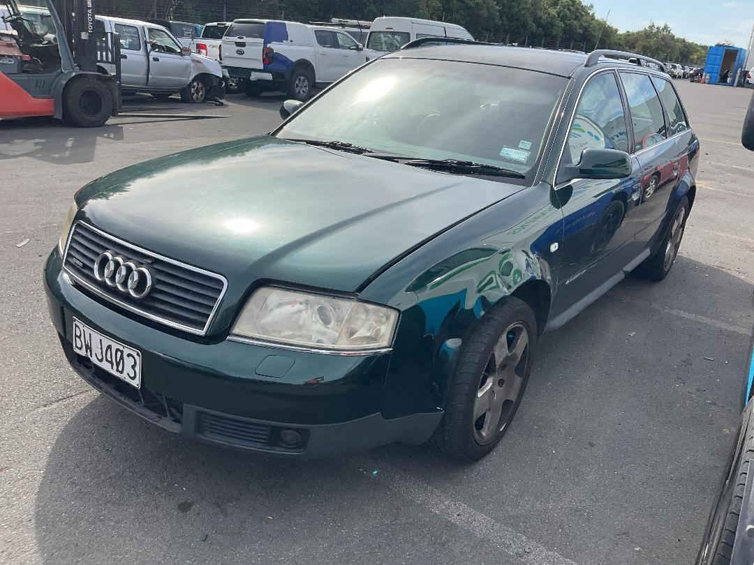 Photo '2' of Audi A6 V8 Avant Photo '2' of Audi A6 V8 Avant