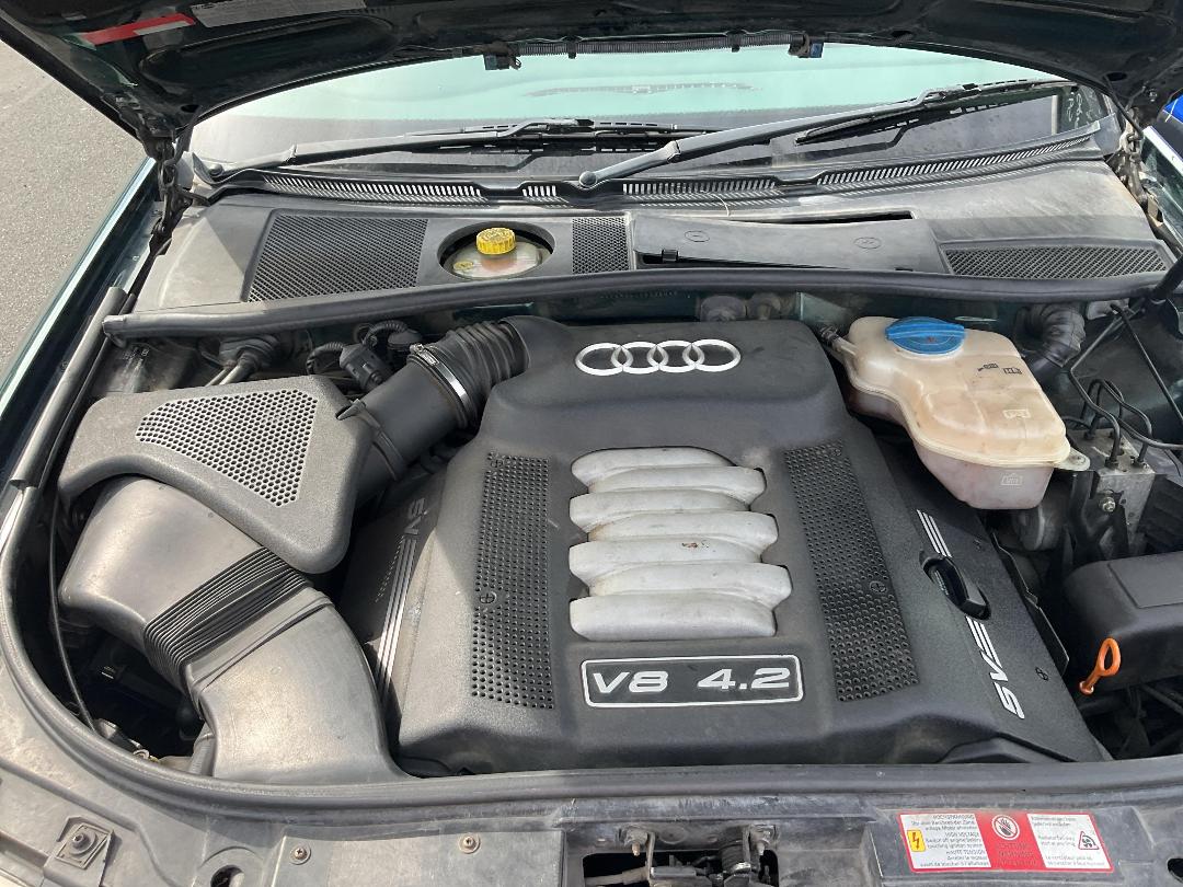 Photo '7' of Audi A6 V8 Avant Photo '7' of Audi A6 V8 Avant