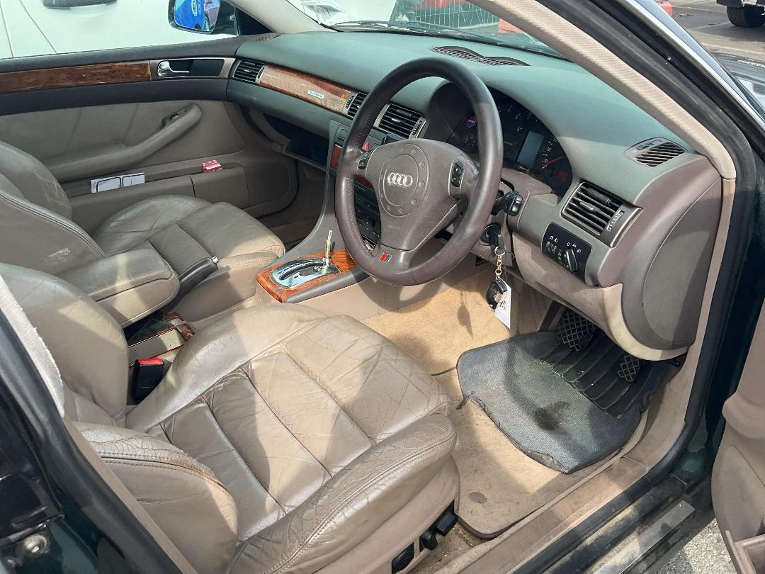 Photo '13' of Audi A6 V8 Avant Photo '13' of Audi A6 V8 Avant