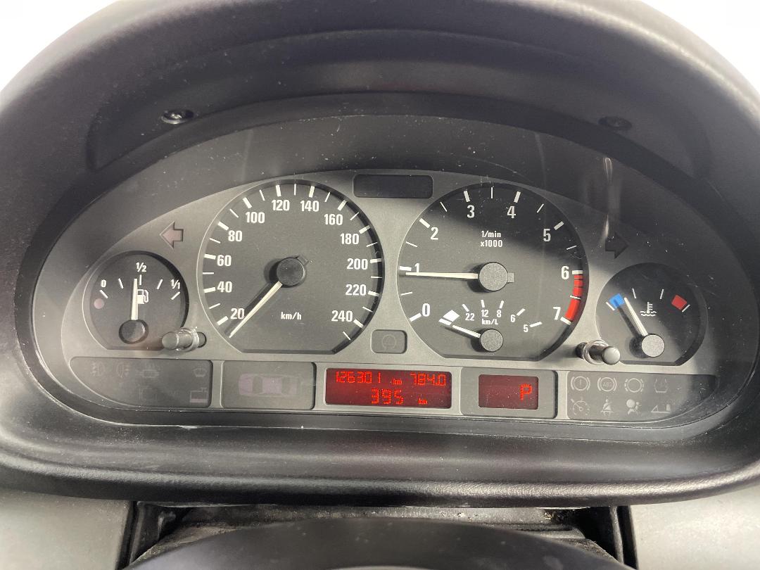 Photo '19' of BMW 318I