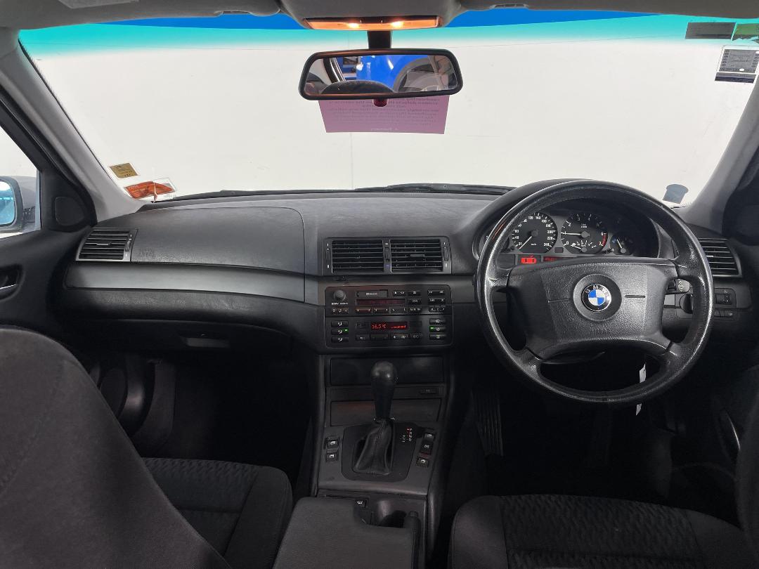 Photo '15' of BMW 318I