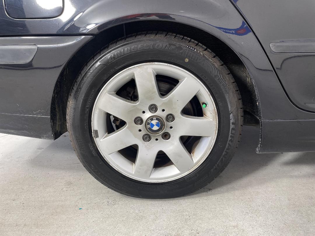 Photo '12' of BMW 325I