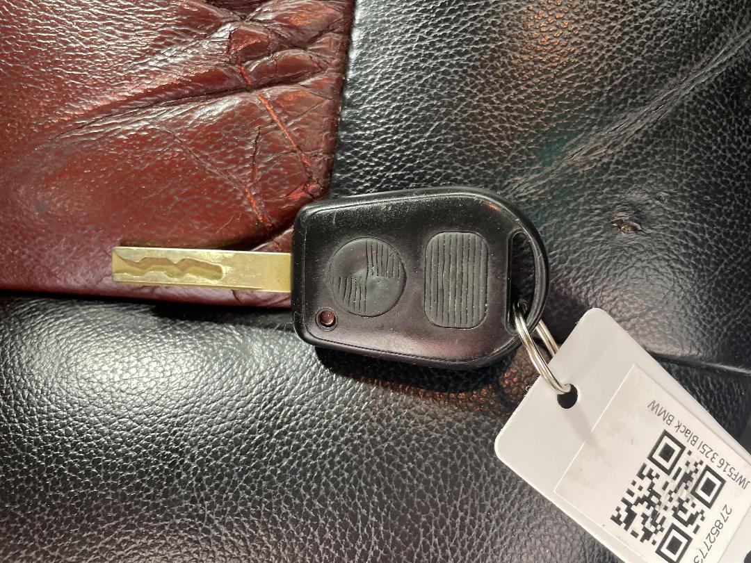 Photo '22' of BMW 325I