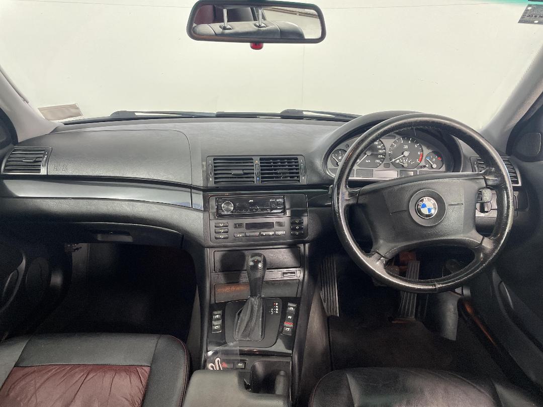 Photo '17' of BMW 325I