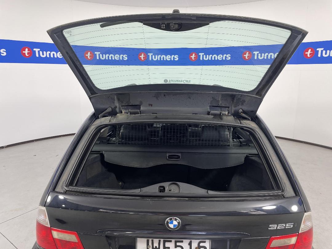 Photo '23' of BMW 325I