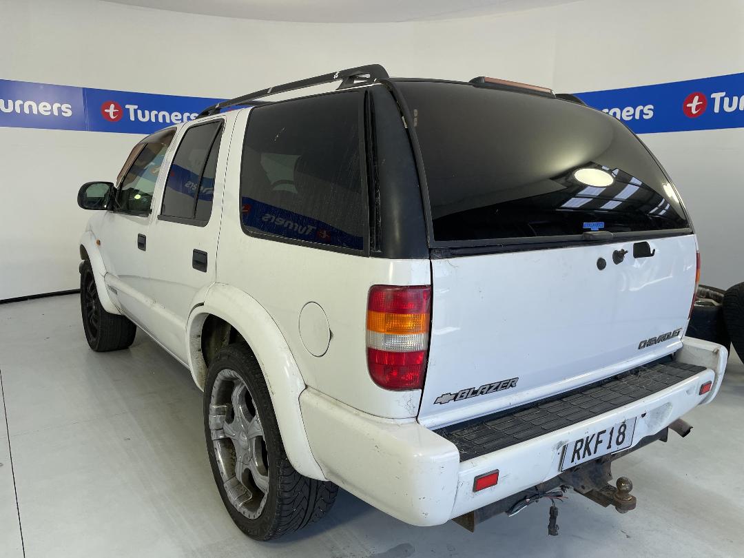 Photo '4' of Chevrolet Blazer Photo '4' of Chevrolet Blazer