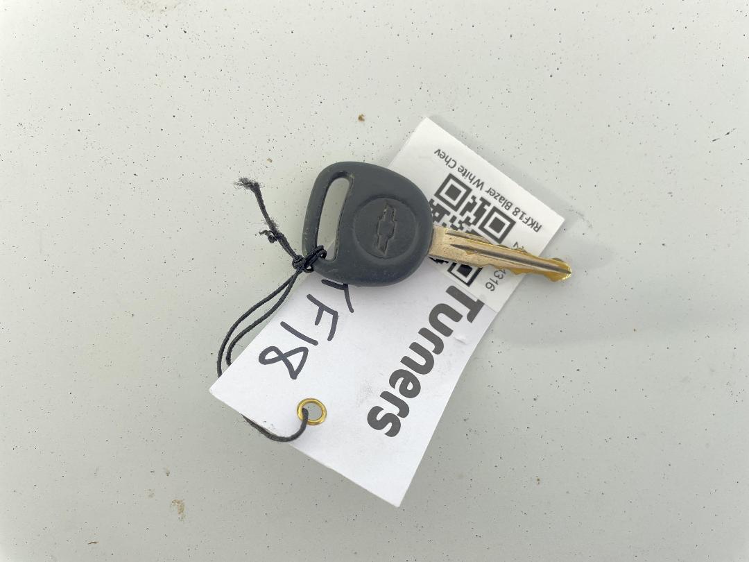 Photo '19' of Chevrolet Blazer Photo '19' of Chevrolet Blazer