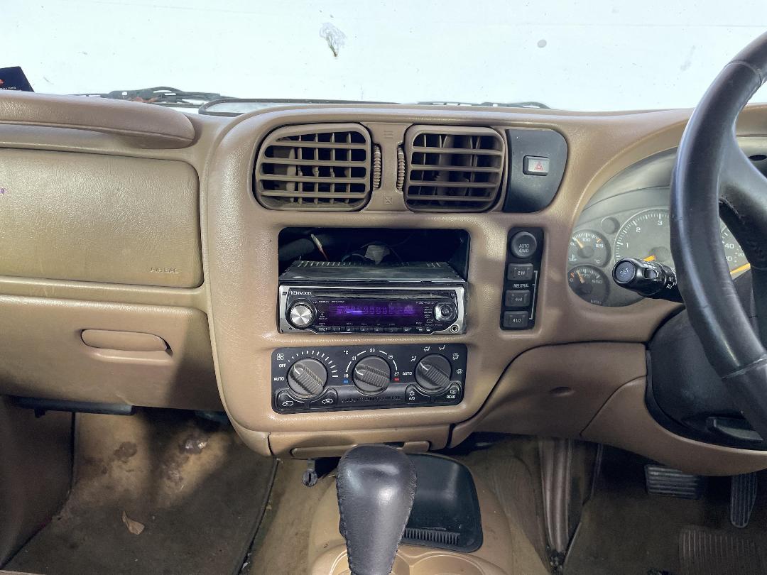 Photo '15' of Chevrolet Blazer Photo '15' of Chevrolet Blazer