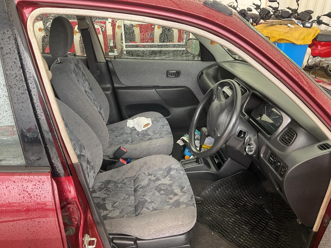 Photo '9' of Daihatsu Sirion LXA Photo '9' of Daihatsu Sirion LXA