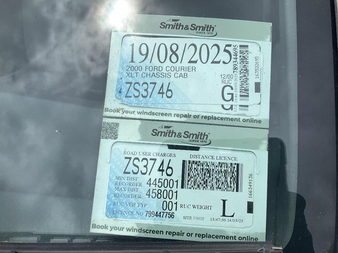 Photo '7' of Ford Courier XLT Chassis CAB