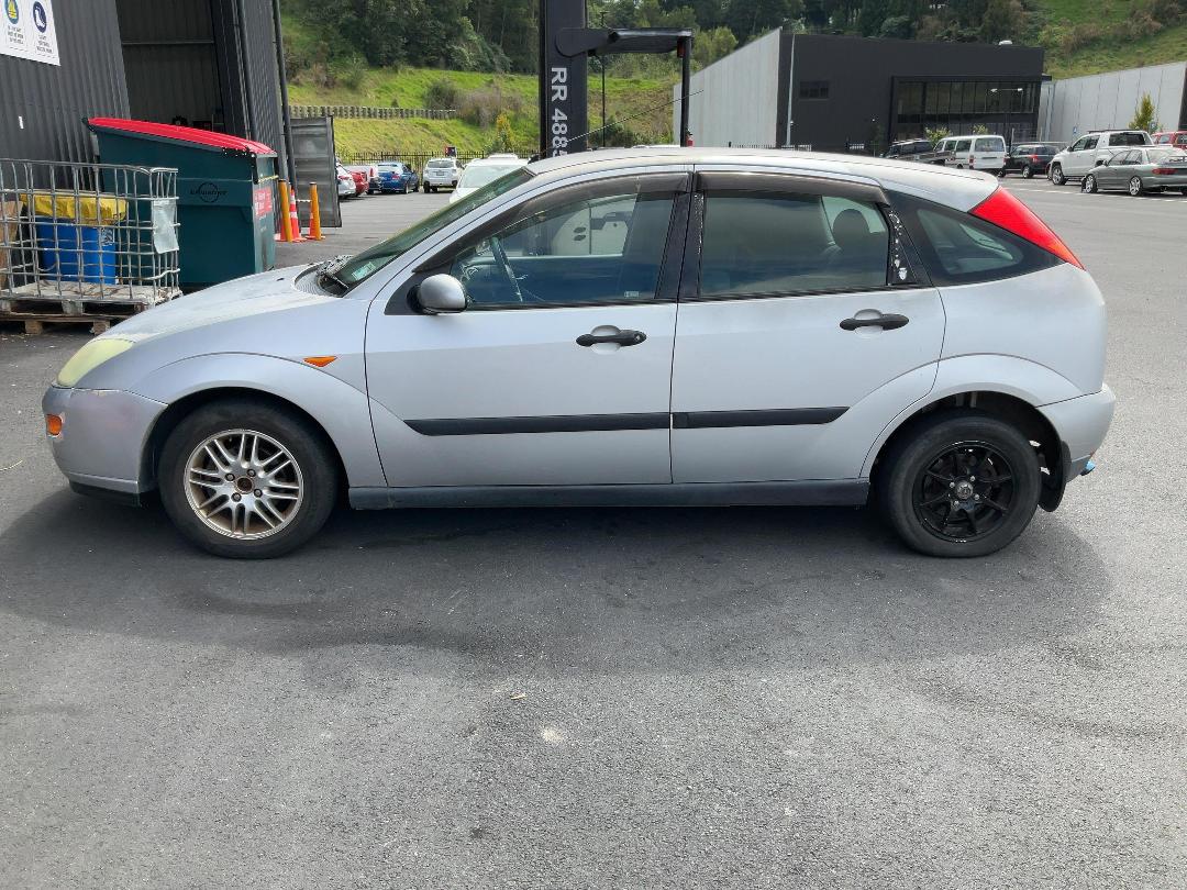 Photo '4' of Ford Focus Ghia