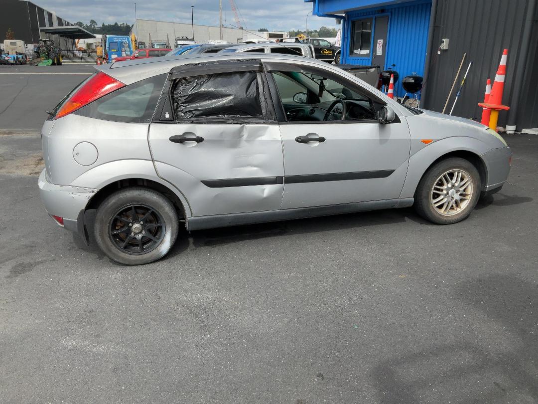 Photo '8' of Ford Focus Ghia