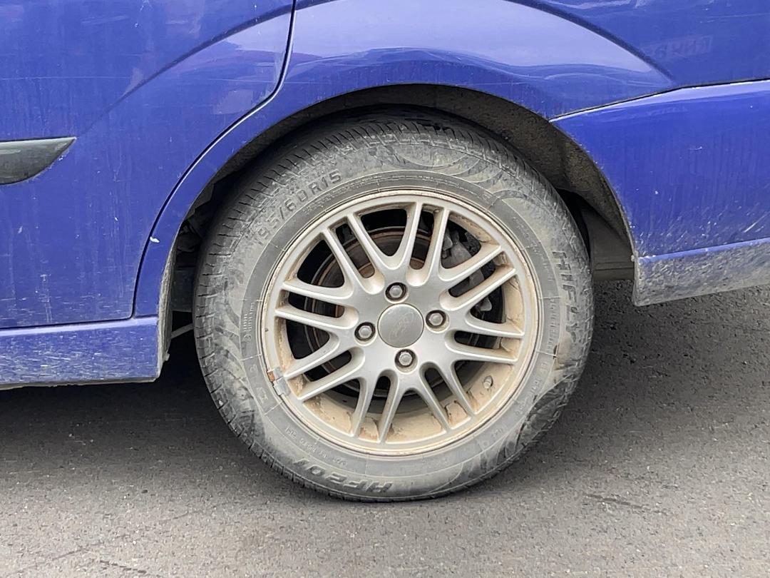 Photo '8' of Ford Focus