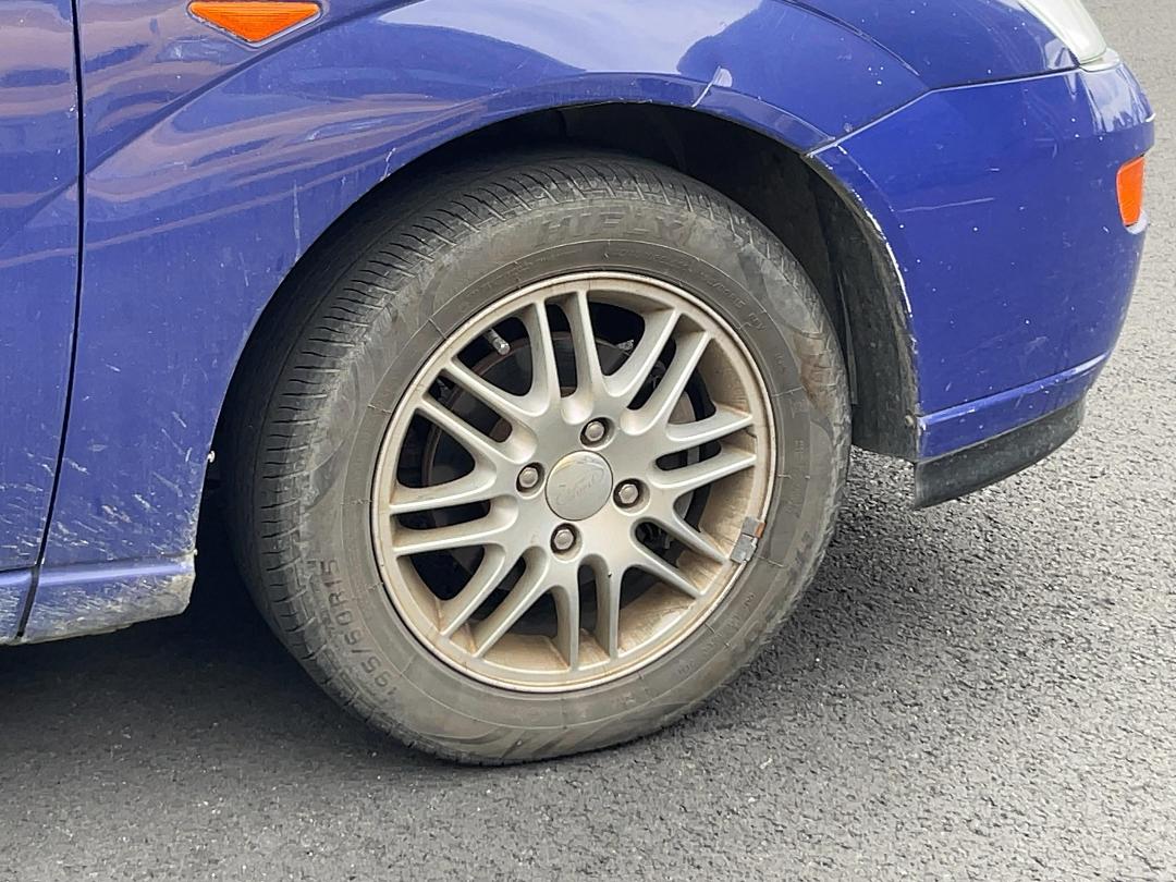 Photo '10' of Ford Focus