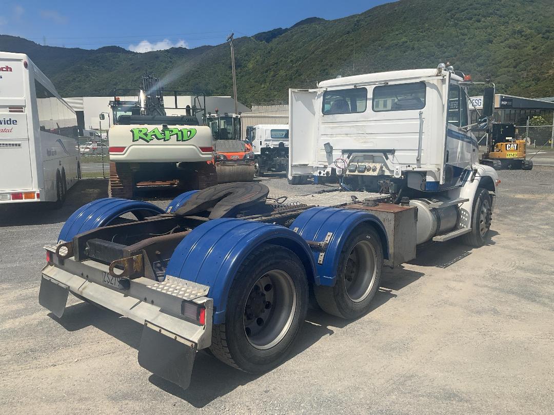 Photo '5' of Freightliner FL112 Tractor Unit