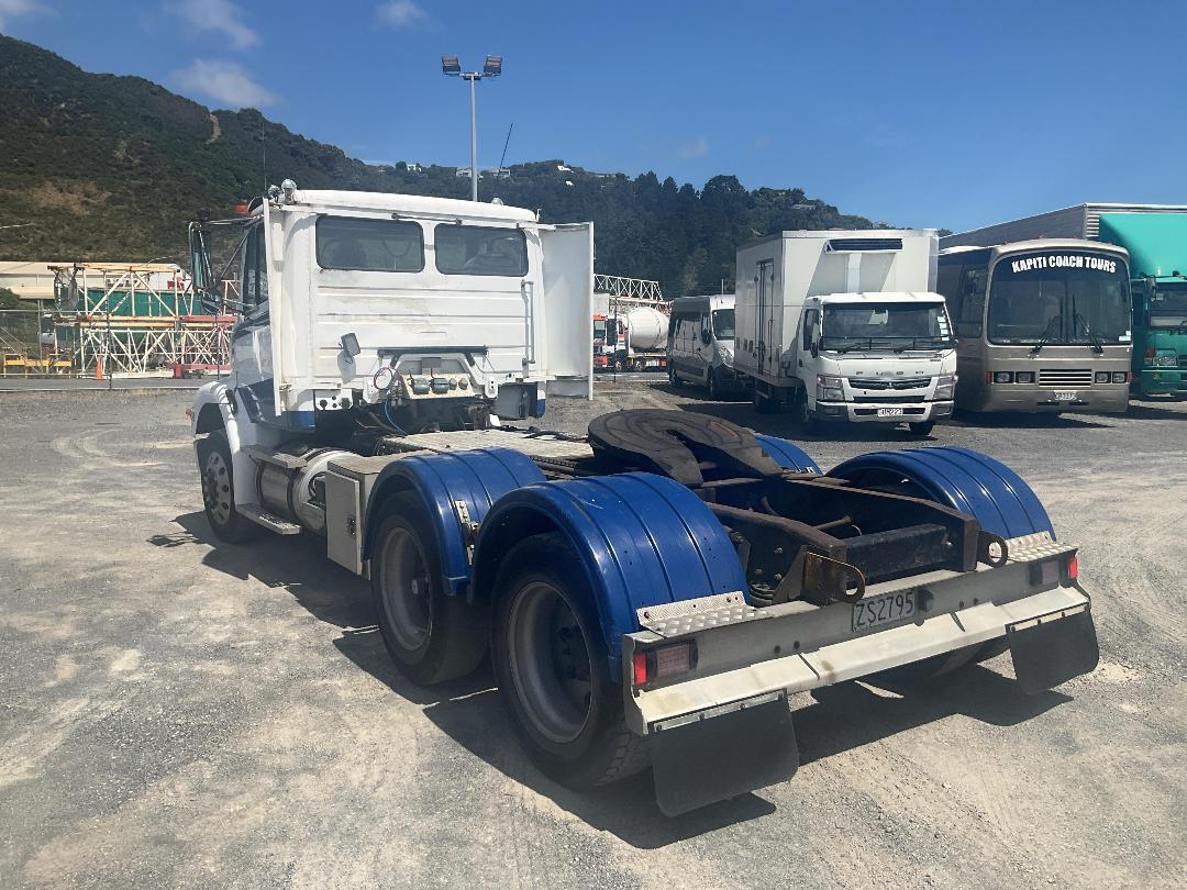 Photo '7' of Freightliner FL112 Tractor Unit