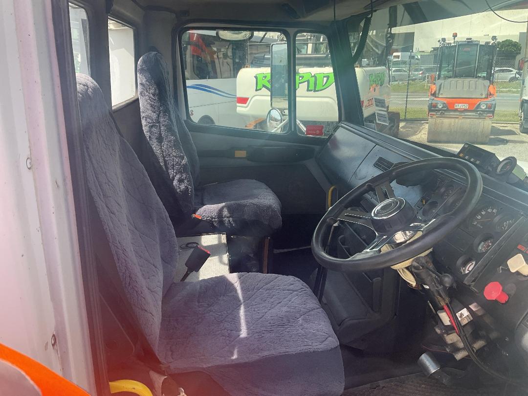 Photo '21' of Freightliner FL112 Tractor Unit