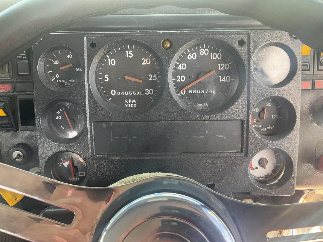 Photo '25' of Freightliner FL112 Tractor Unit