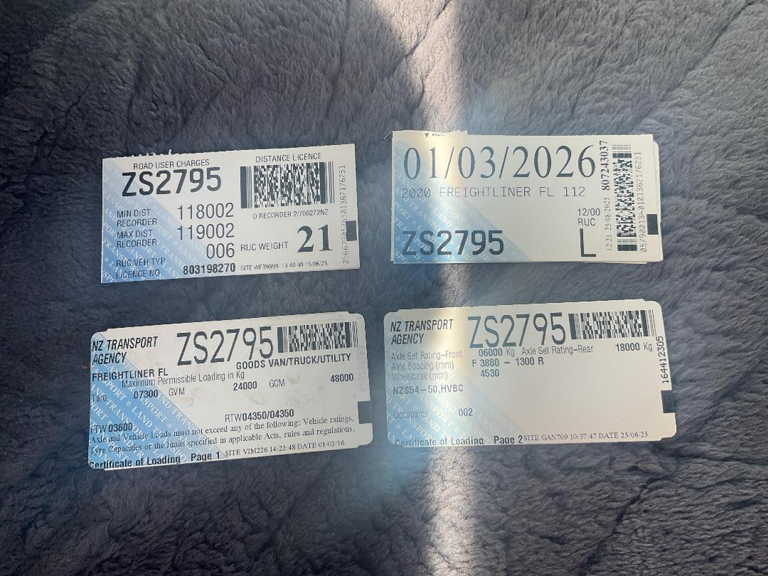 Photo '28' of Freightliner FL112 Tractor Unit