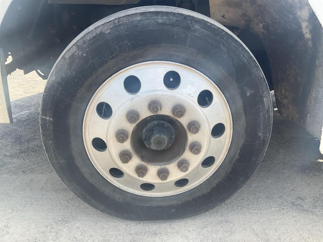 Photo '30' of Freightliner FL112 Tractor Unit