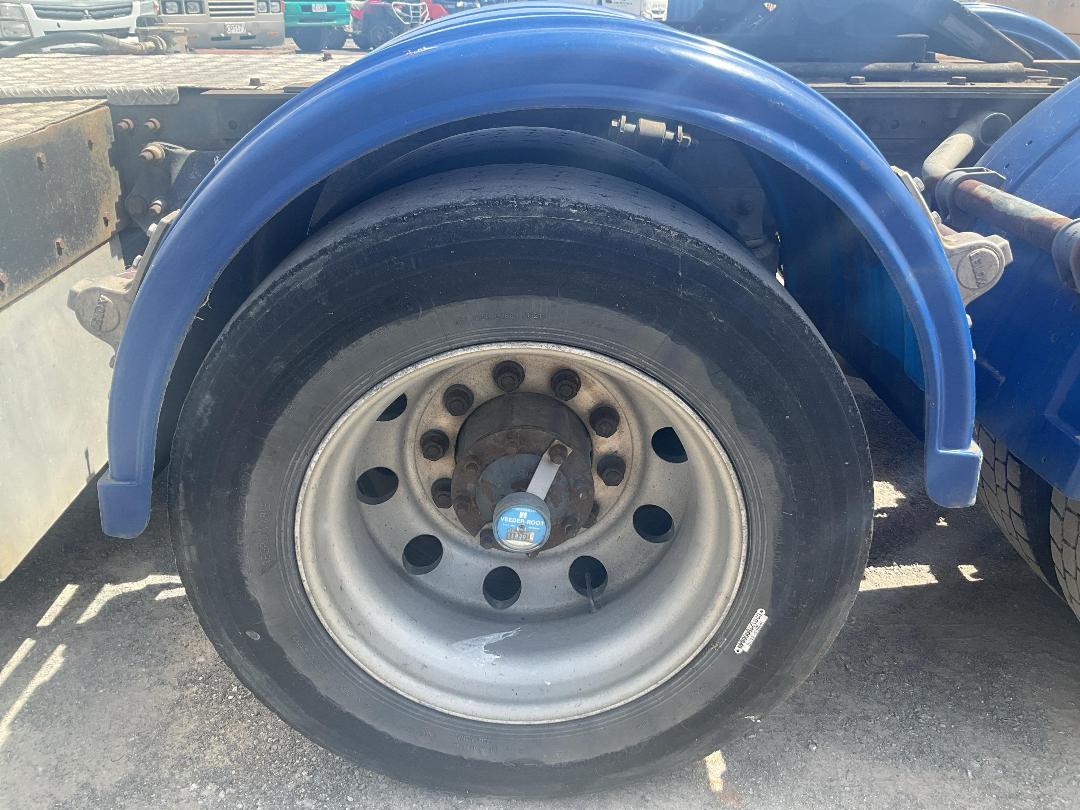 Photo '34' of Freightliner FL112 Tractor Unit