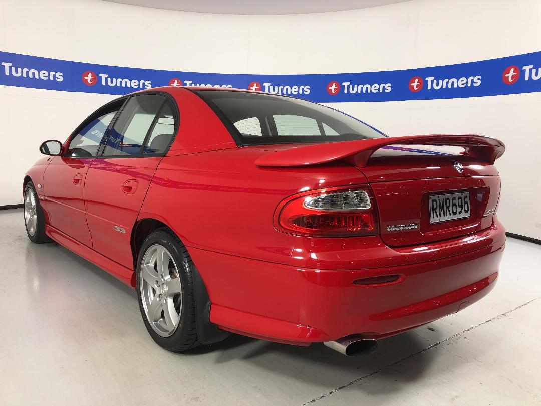 Photo '5' of Holden Commodore Photo '5' of Holden Commodore